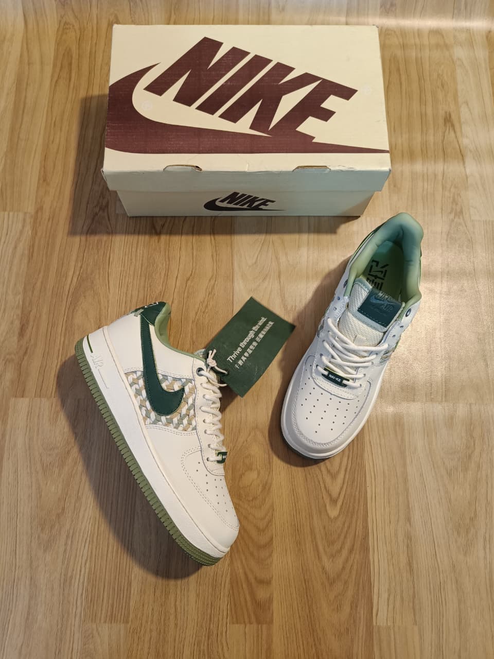 NIKE AIRFORCE 1 "O7 NAI KE
