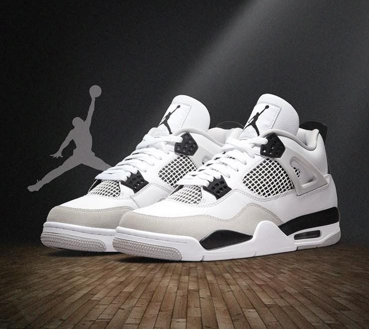 NIKE AIR JORDAN RETRO 4 "THUNDER ⚡"