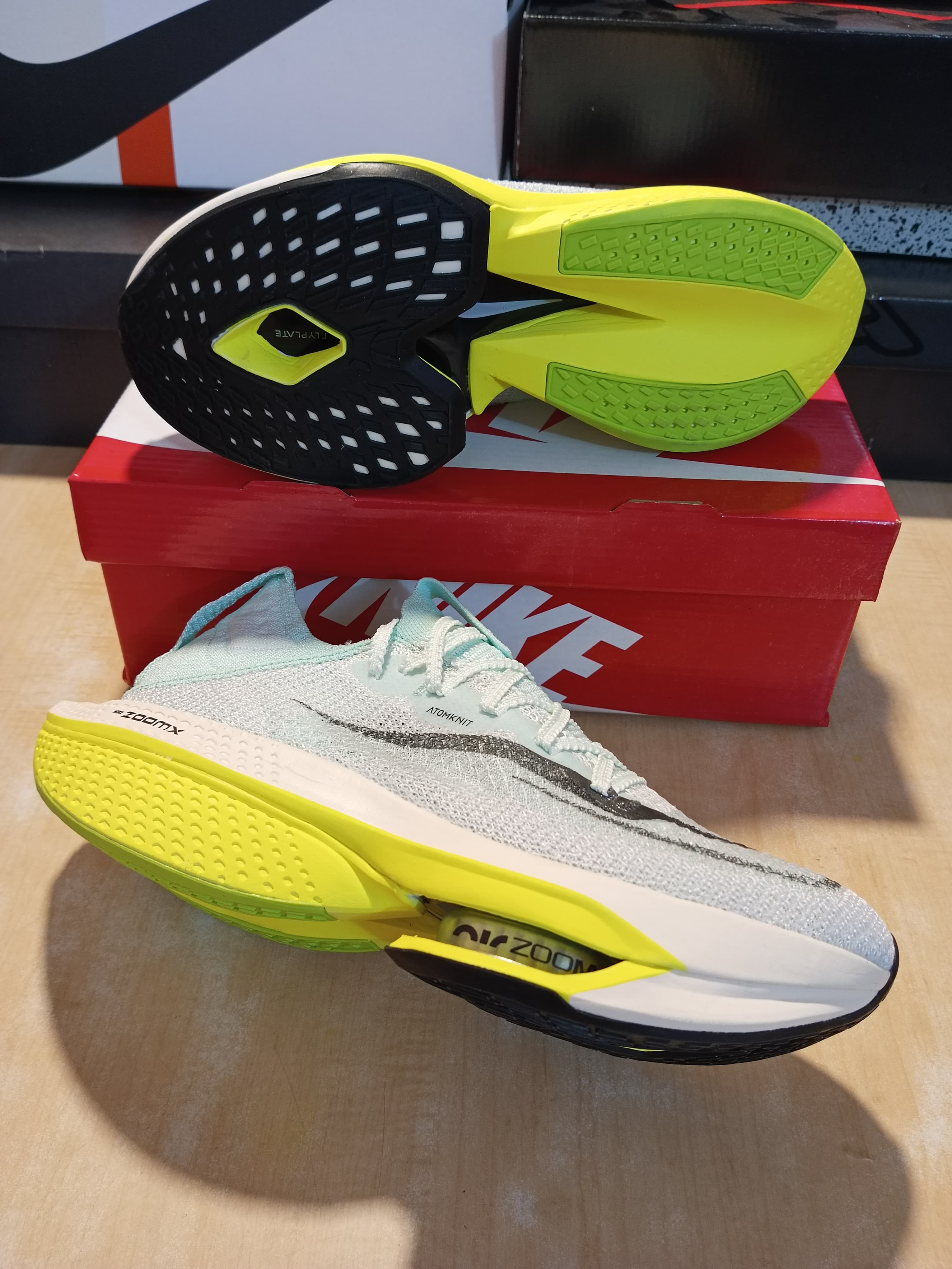 NIKE ZOOM ALPHAFLY NEXT % 2